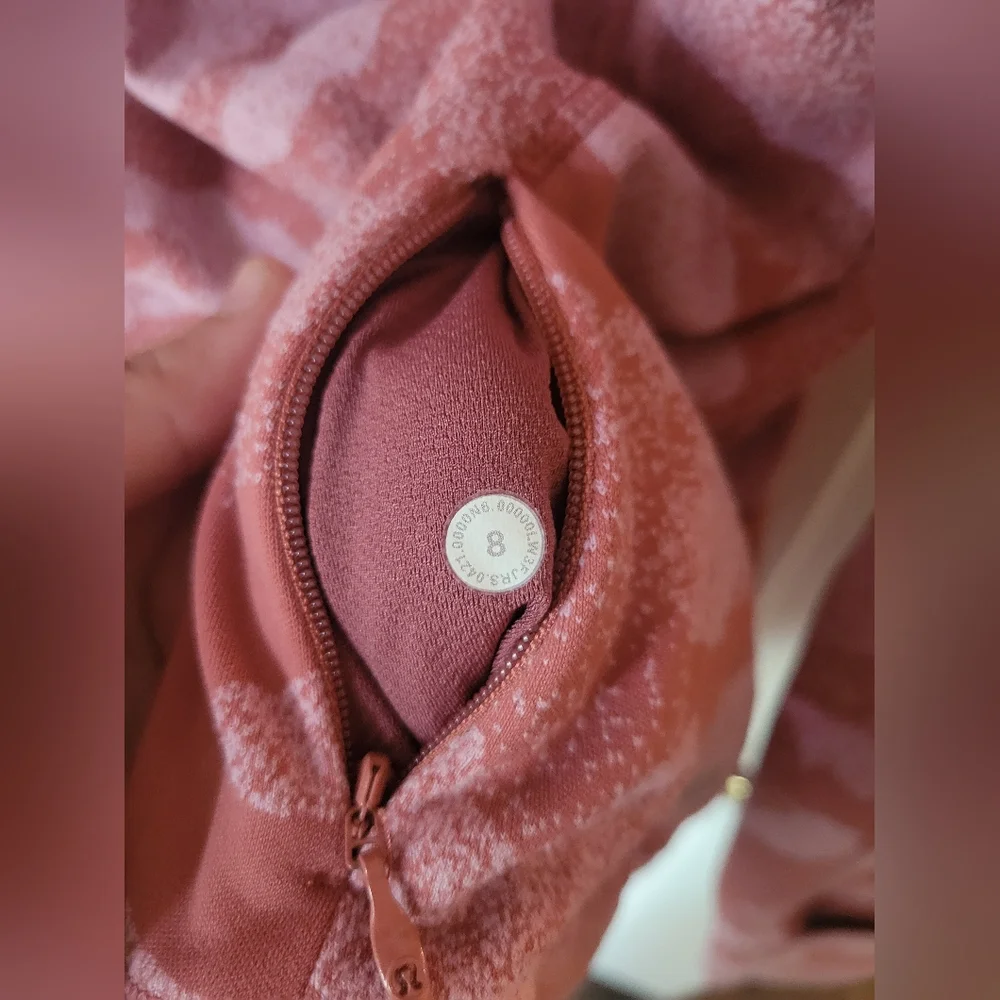 Lululemon Its Rulu Run Long Sleeve Shirt Pink Camo Jacquard Size 8
